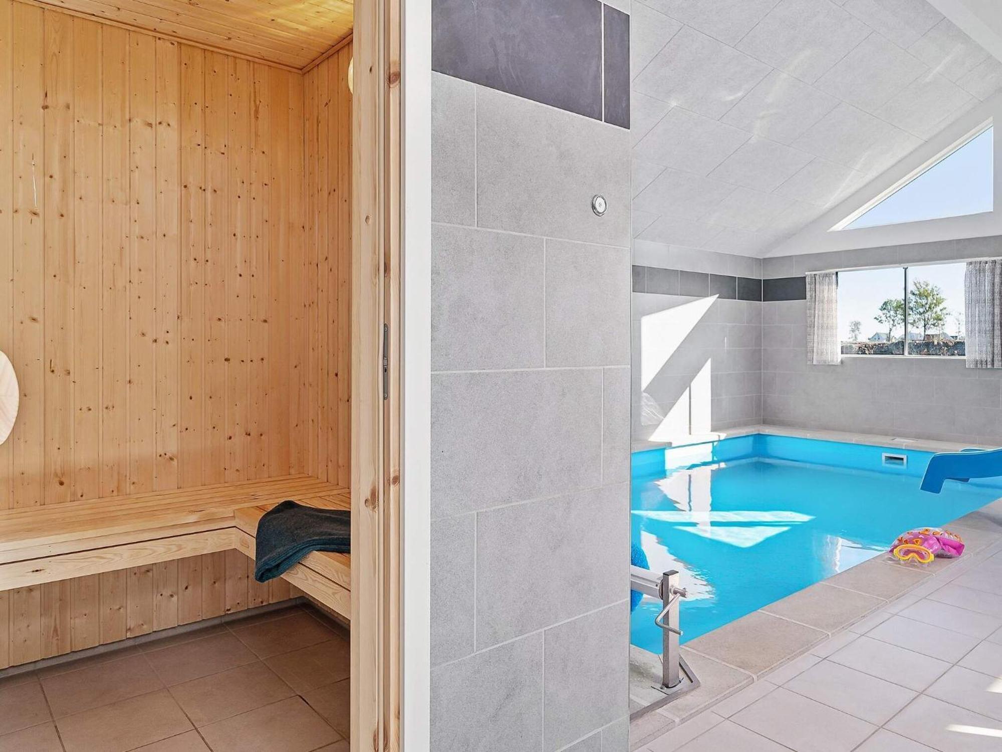 24 Person Holiday Home In Hasselberg คัพเพล์น ภายนอก รูปภาพ